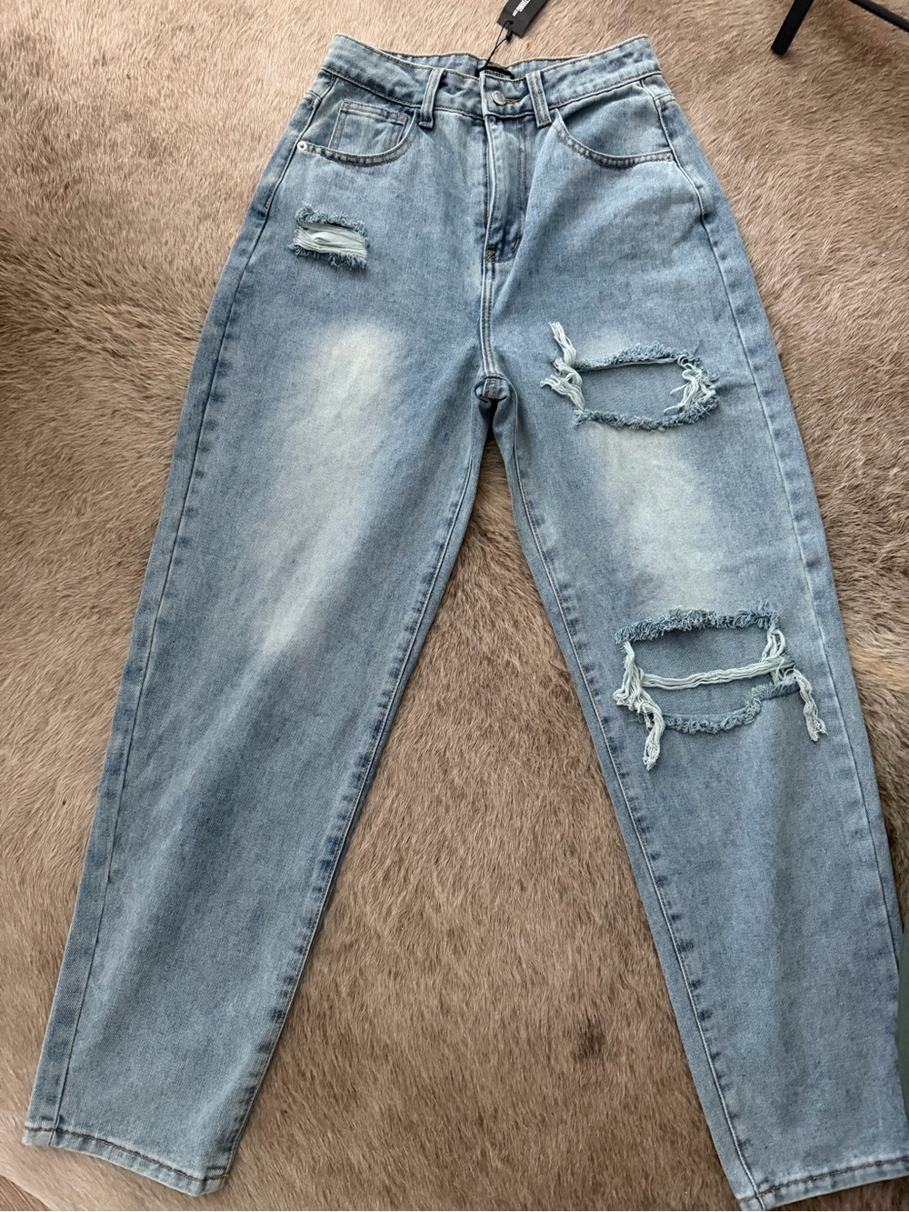 PrettyLittleThing Light Blue Distressed Boyfriend Jeans